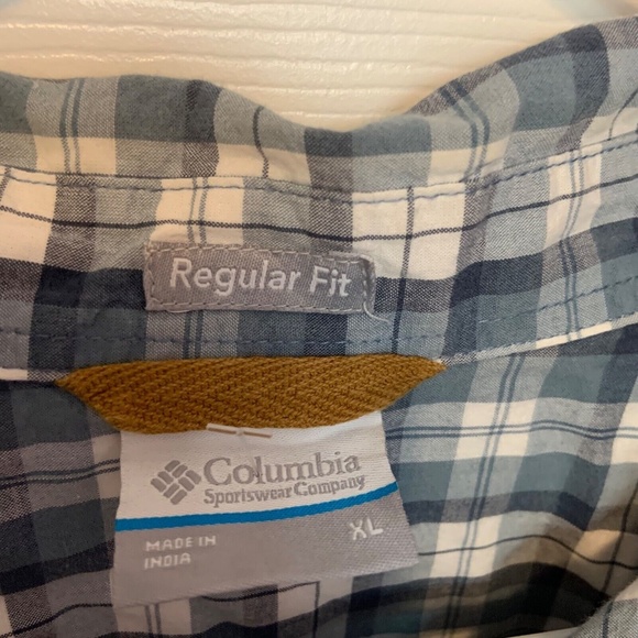 Columbia Men's Short Sleeved Plaid Button Down Shirt Blue White Size XL - Picture 9 of 12